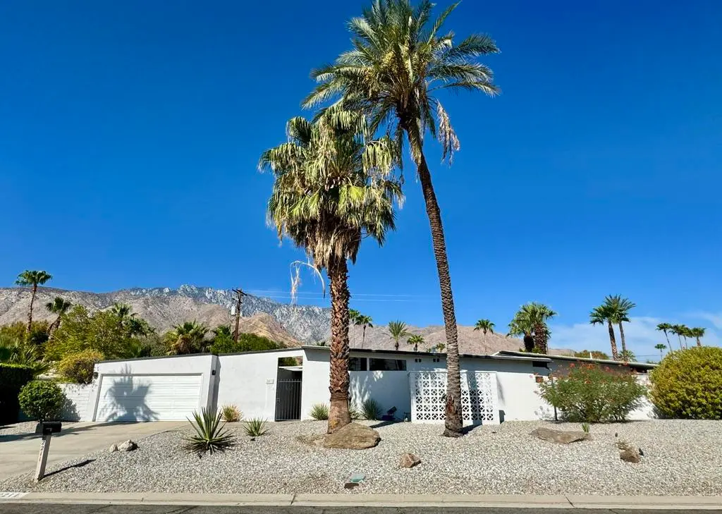 2211 N Starr Road, Palm Springs, CA — listing photo 1