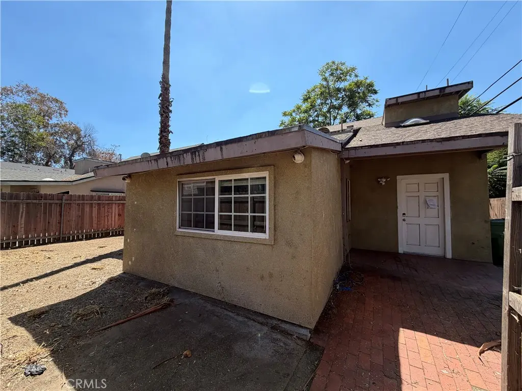 21514 Cohasset Street, Canoga Park, CA — listing photo 1