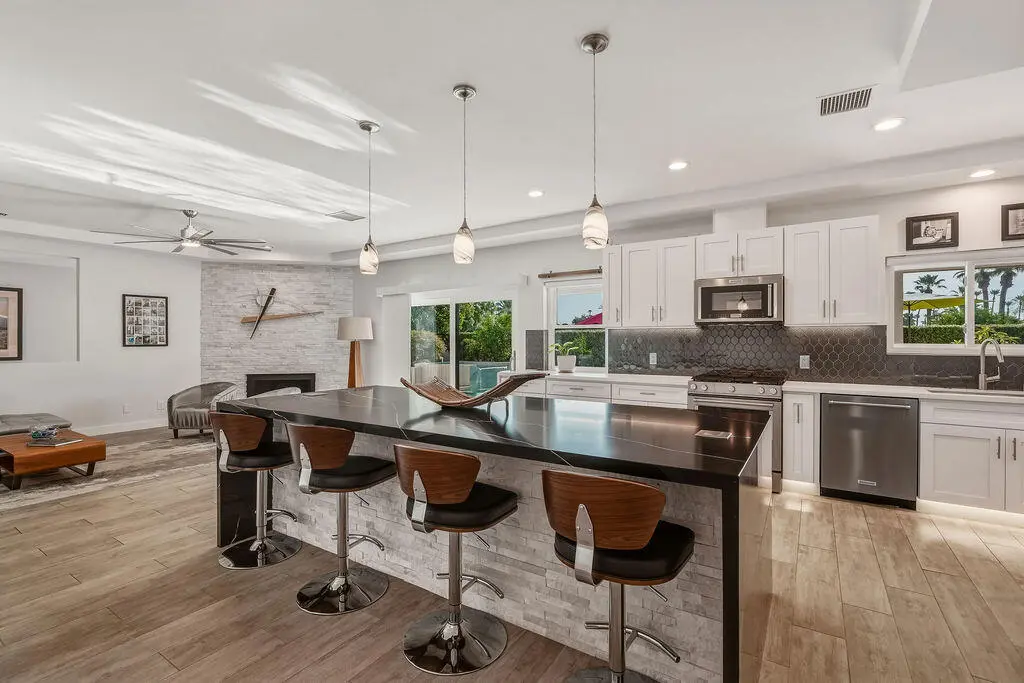 Single Family Residence for sale at 36930 Palm Court, Rancho Mirage, CA featuring 3 beds and 3 baths