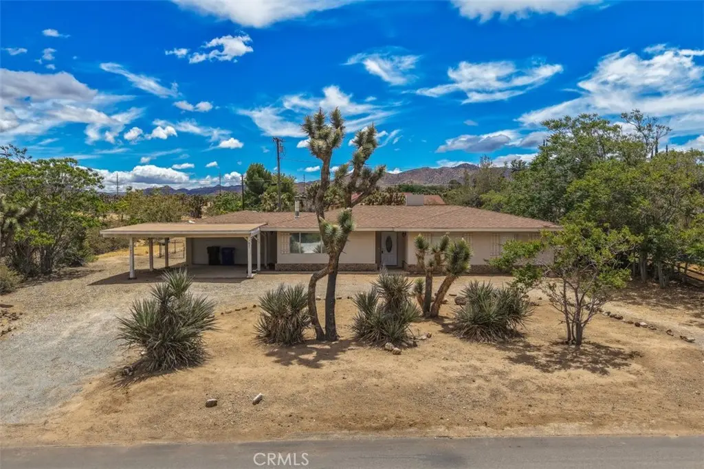 7983 Grand, Yucca Valley, CA — listing photo 1