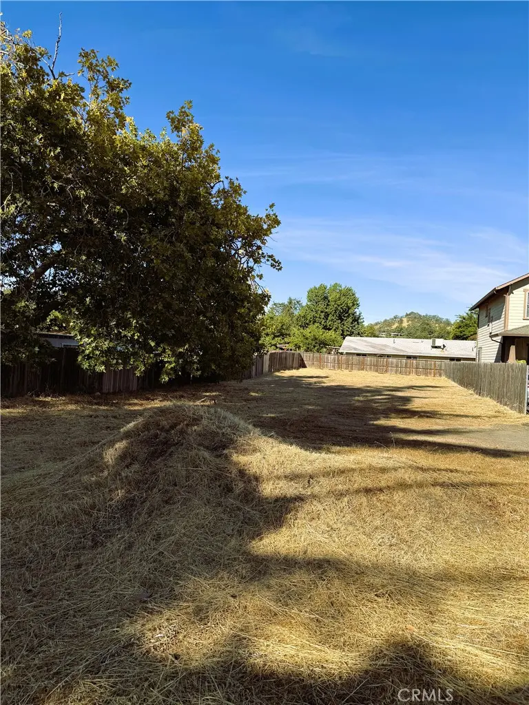 2889 Lakeshore Boulevard, Lakeport, CA — listing photo 1