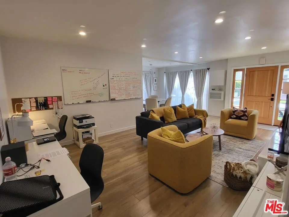 Condominium for rent at 450 S Rexford Drive 1, Beverly Hills, CA featuring 2 beds and 2 baths