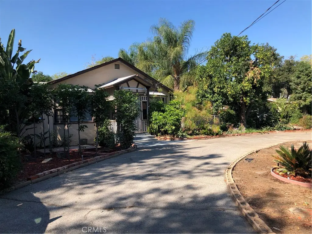 9019 Noble Avenue, Los Angeles, CA — listing photo 1