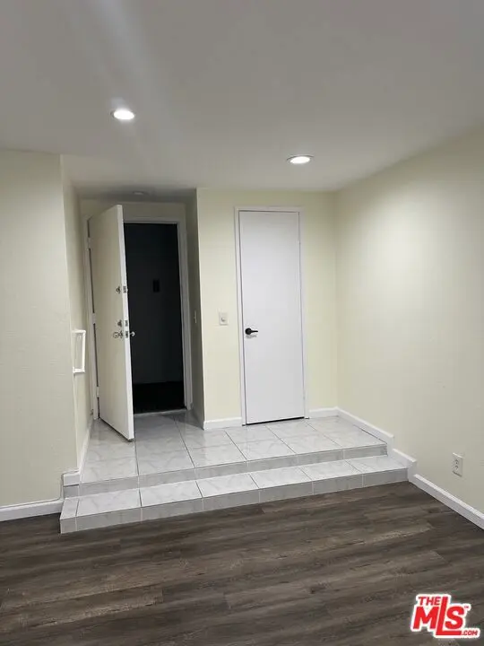 Condominium for rent at 1515 S Beverly Drive 407, Los Angeles, CA featuring 1 bed and 1 bath