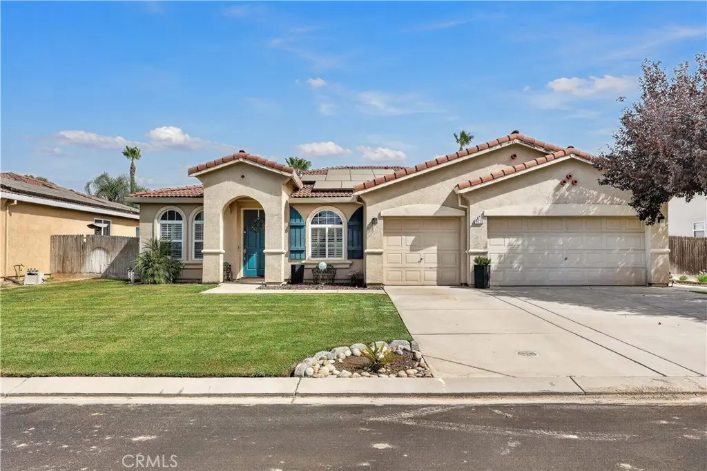 Single Family Residence for sale at 9020 Hunters Creek Way, Chowchilla, CA featuring 3 beds and 2 baths