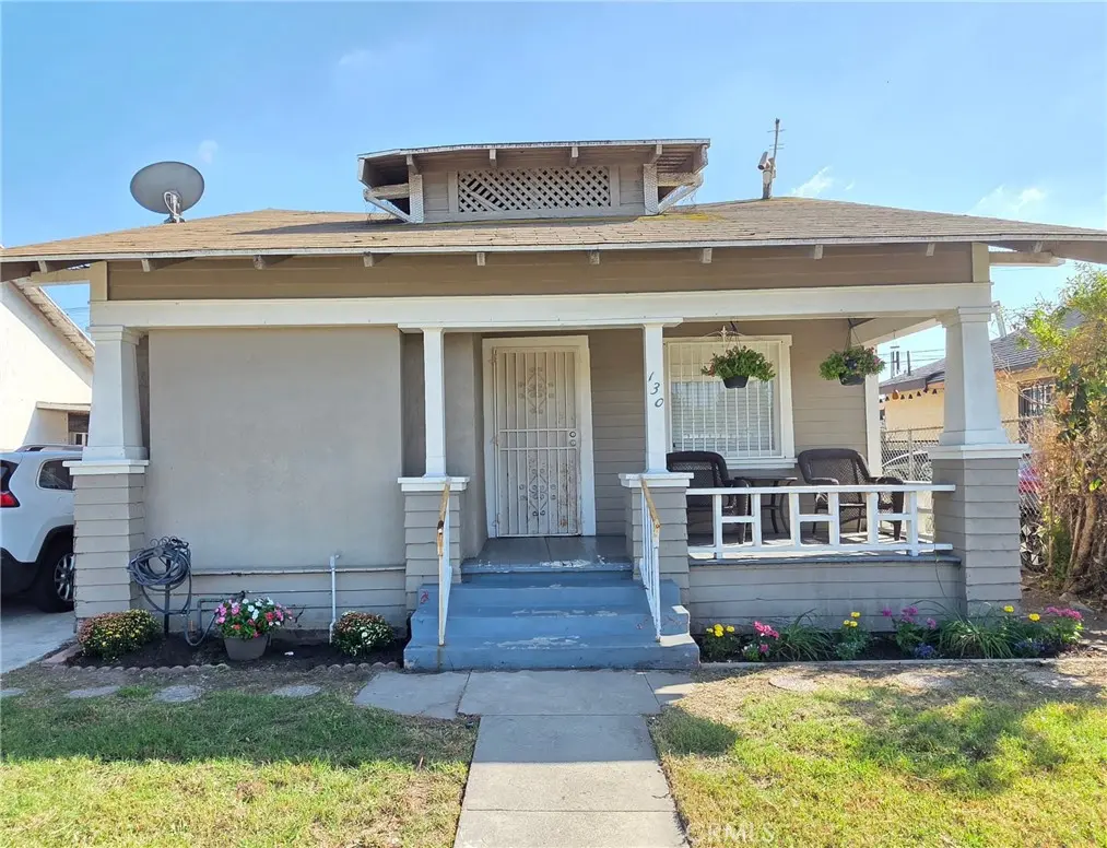 Single Family Residence for sale at 130 W 87th, Los Angeles, CA featuring 3 beds and 2 baths