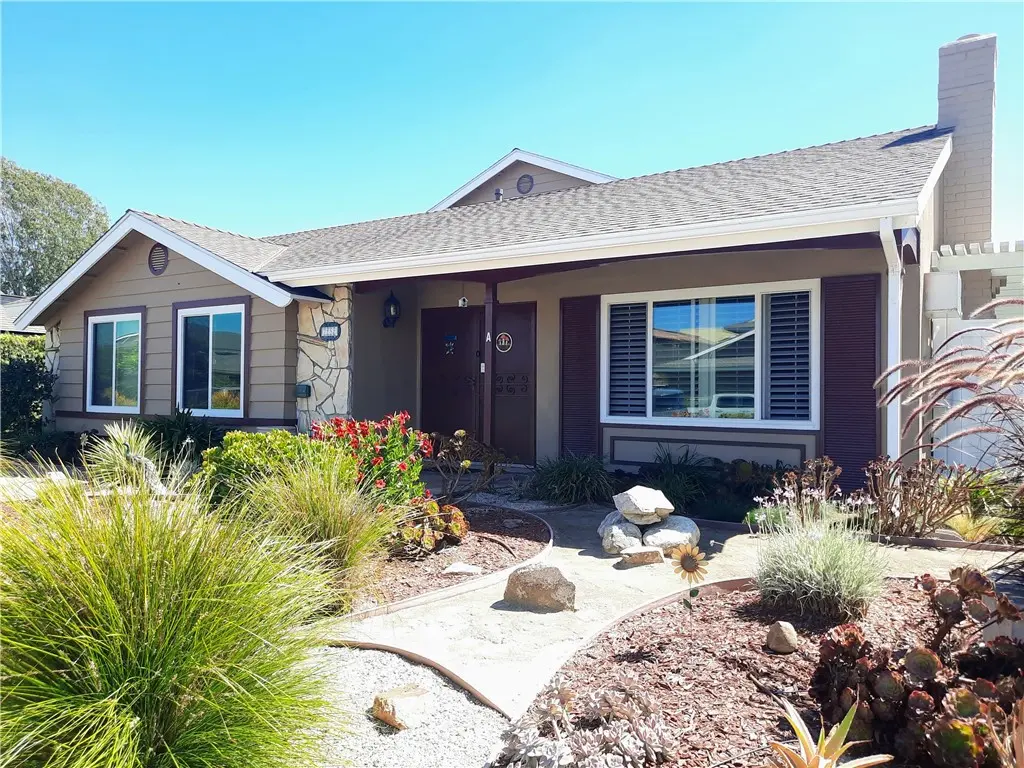 7282 La Mancha Cir, Huntington Beach, CA — listing photo 1
