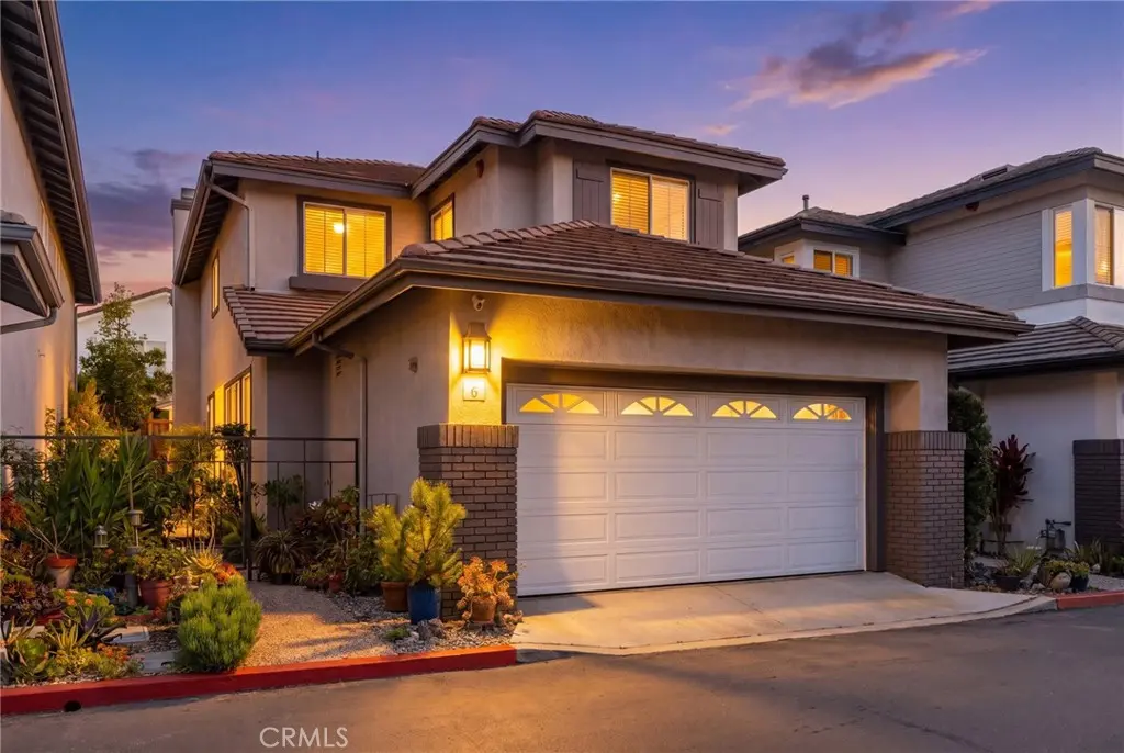 Condominium for sale at 6 Cottage, Aliso Viejo, CA featuring 3 beds and 3 baths