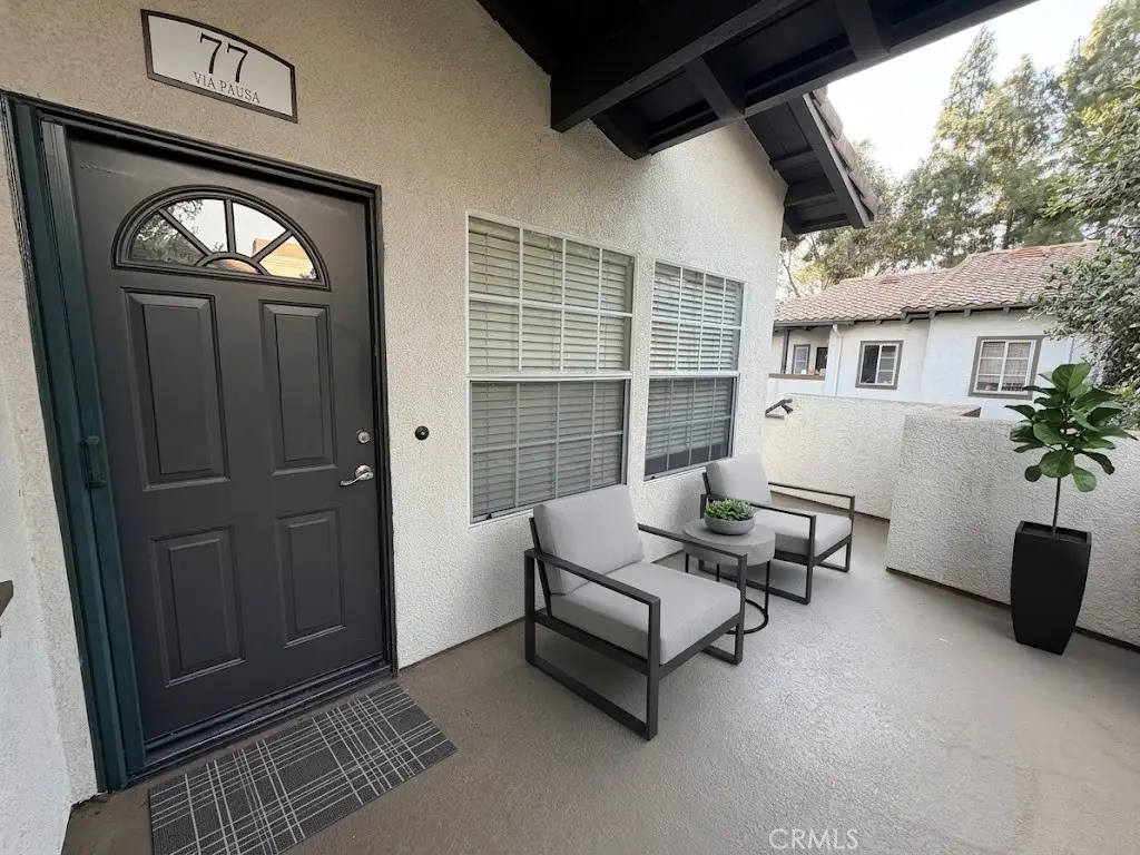 77 Via Pausa, Rancho Santa Margarita, CA — listing photo 1