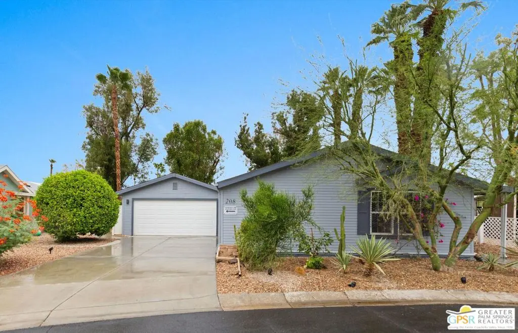 Manufactured In Park for sale at 208 Marisma Way, Cathedral City, CA featuring 3 beds and 2 baths