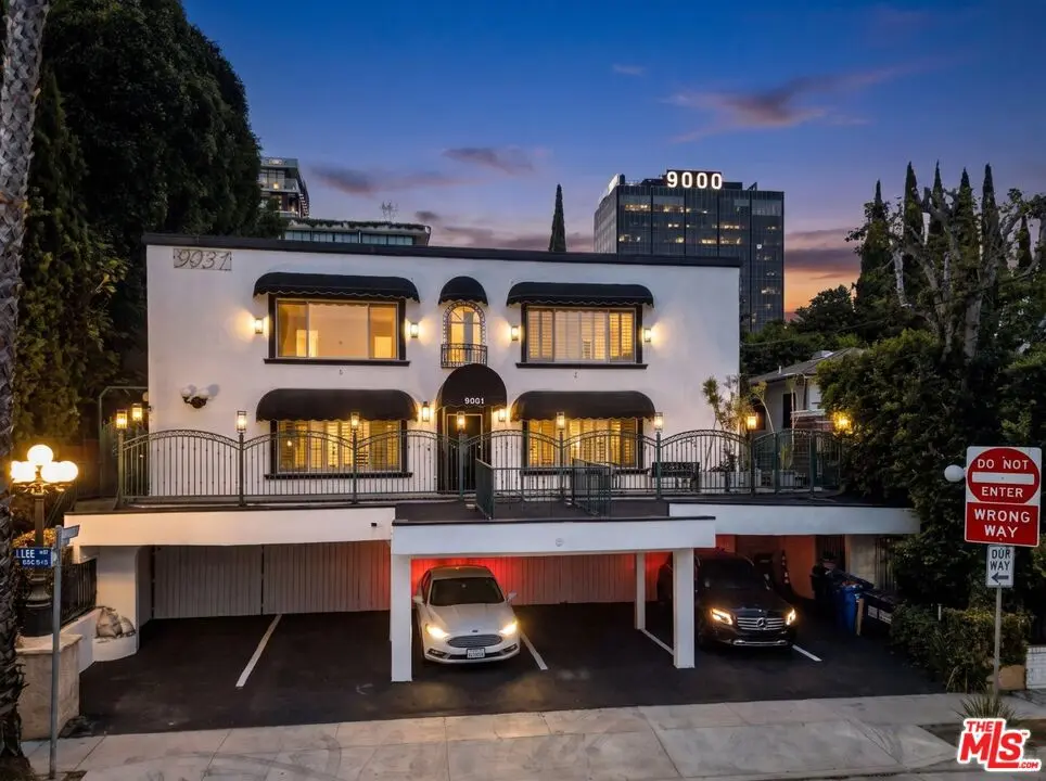 9031 Phyllis Avenue 3A, West Hollywood, CA — listing photo 1