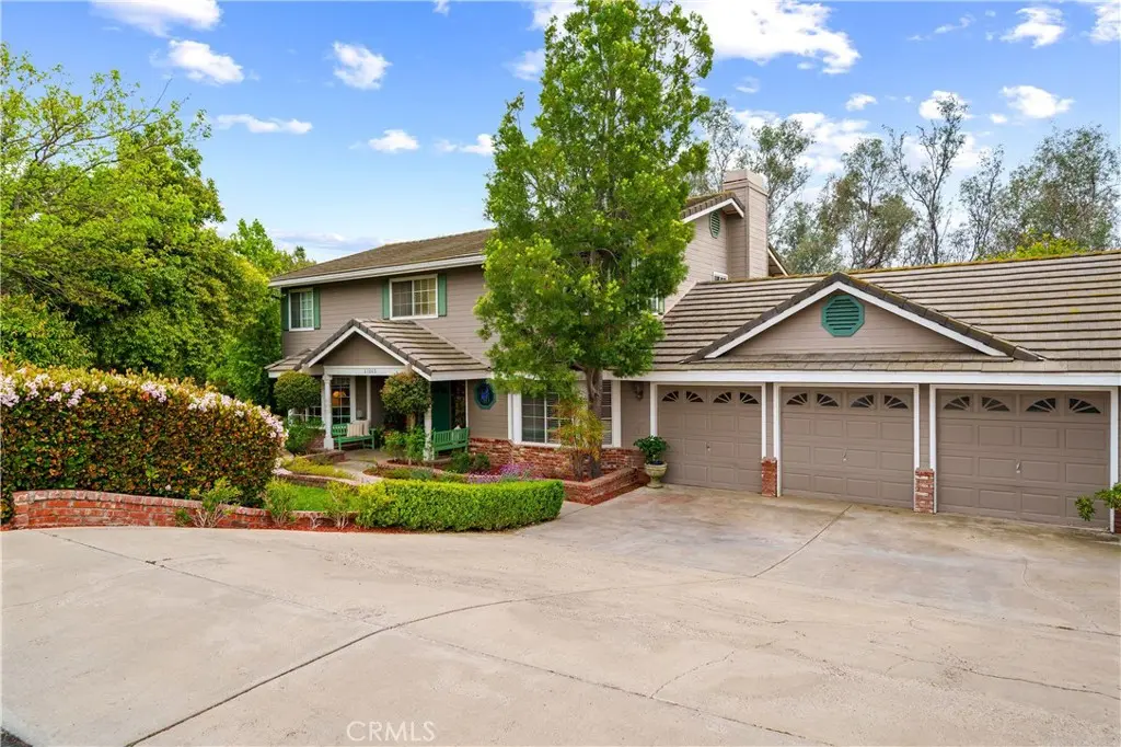 Single Family Residence for sale at 31065 Avenida Del Reposo, Temecula, CA featuring 4 beds and 4 baths
