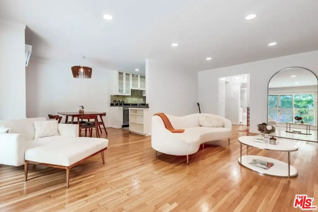 Condominium for sale at 1275 Havenhurst Drive 4, West Hollywood, CA featuring 2 beds and 2 baths