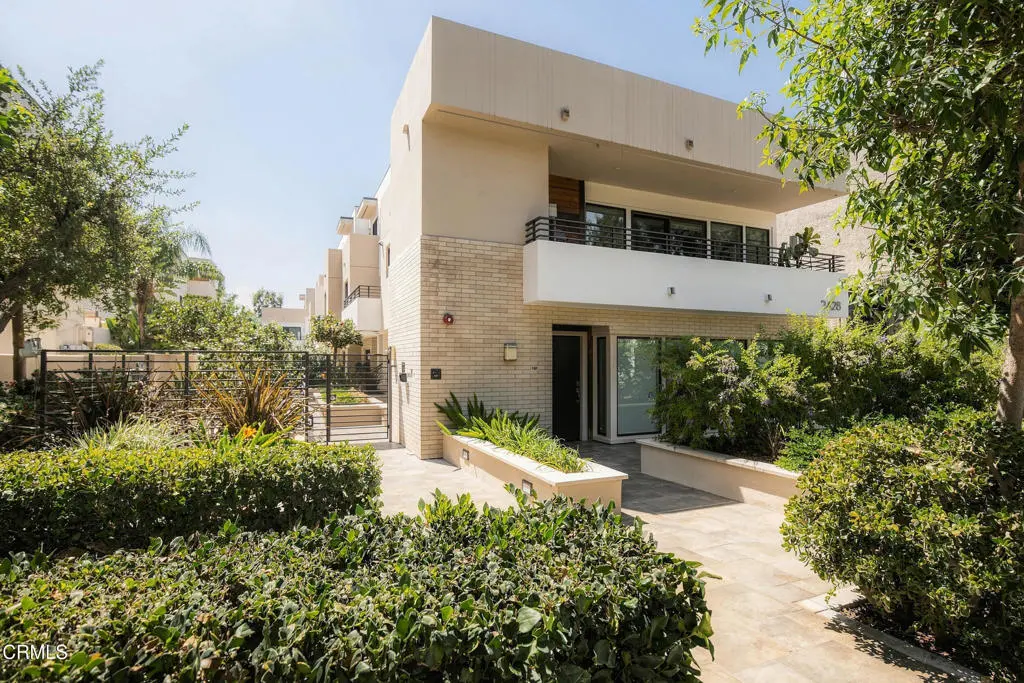 2428 E Del Mar 103, Pasadena, CA — listing photo 1