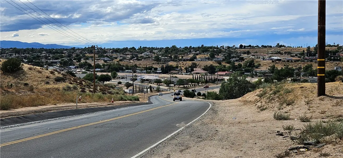 800 I Avenue, Hesperia, CA — listing photo 1