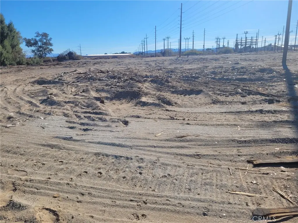 5 Hwy 95, Needles, CA — listing photo 1