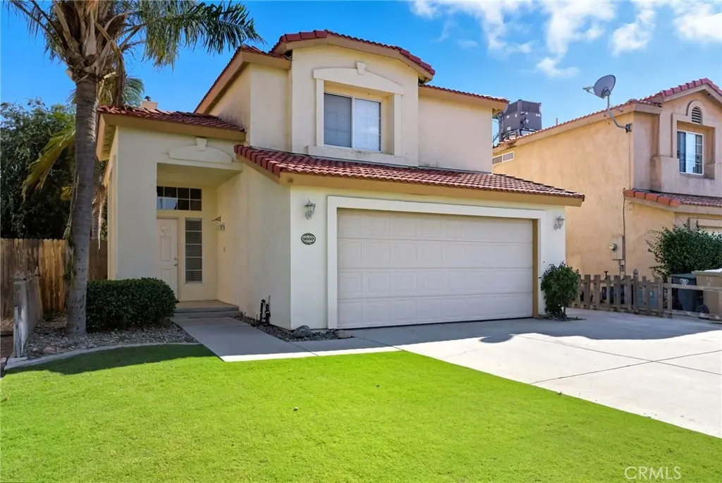 9609 Salinger, Bakersfield, CA — listing photo 1