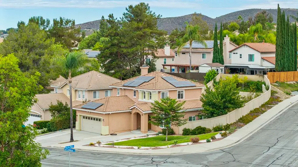 1242 Via Contessa, San Marcos, CA — listing photo 1