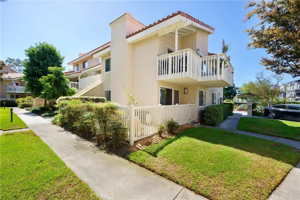 Condominium for sale at 19072 Oceanport, Huntington Beach, CA featuring 2 beds and 2 baths