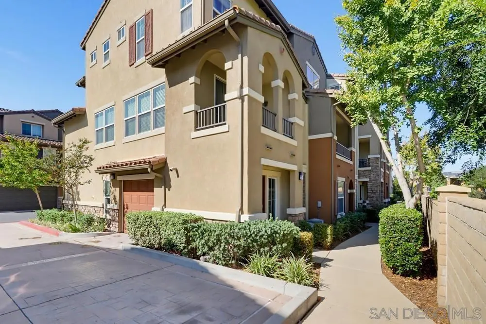 10160 Brightwood Ln 1, Santee, CA — listing photo 1