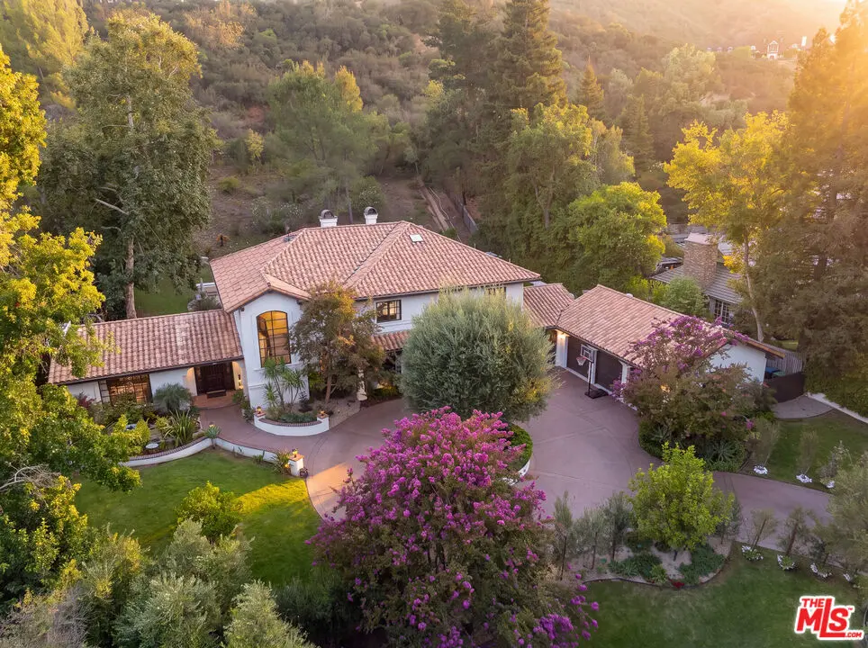 29270 Wagon Road, Agoura, CA — listing photo 1