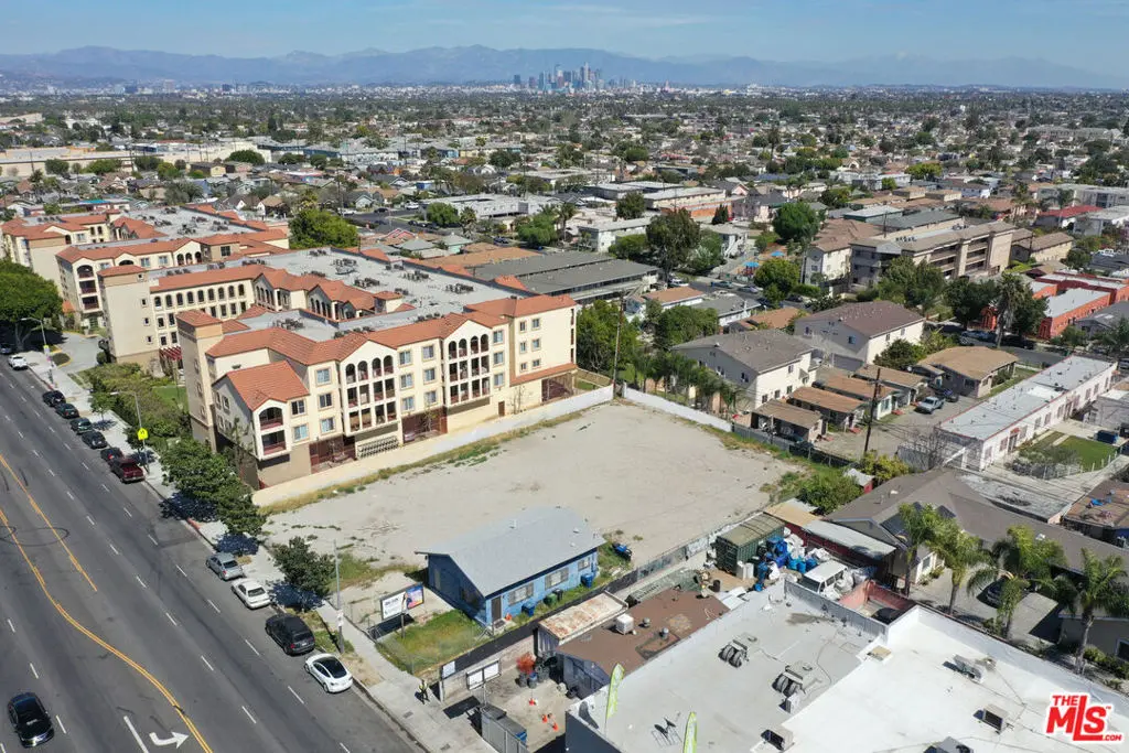 6200 Crenshaw Boulevard, Los Angeles, CA — listing photo 1