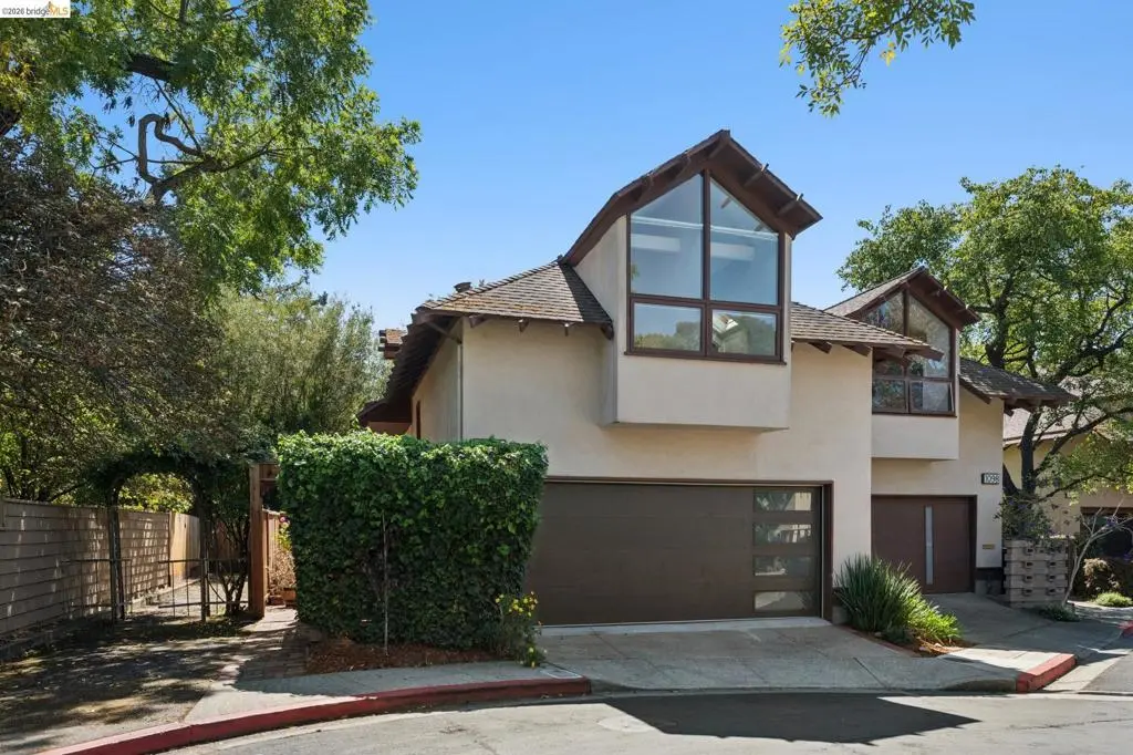 Townhouse for sale at 1100 Tevlin St, Albany, CA featuring 3 beds and 3 baths