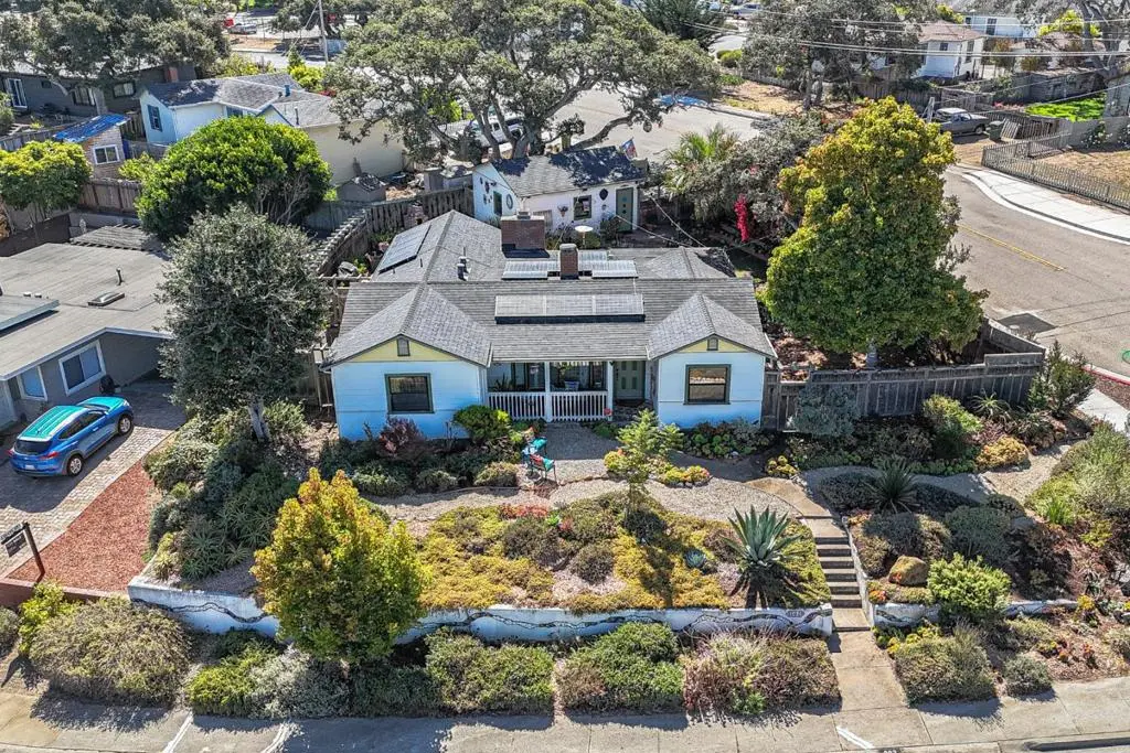 Single Family Residence for sale at 202 Edinburgh Avenue, Monterey, CA featuring 2 beds and 2 baths