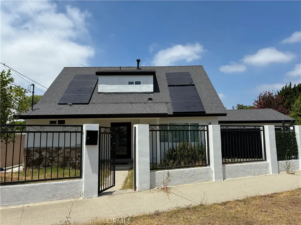 7923 Bellaire, North Hollywood, CA — listing photo 1