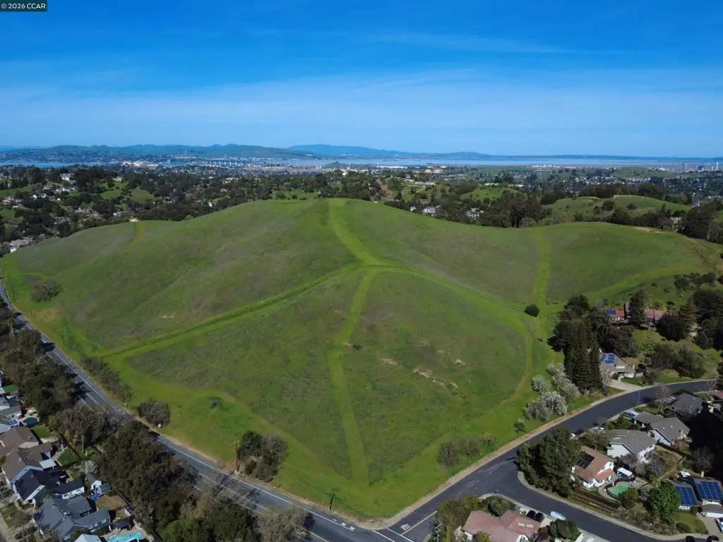 Vine Hill Way, Martinez, CA — listing photo 1