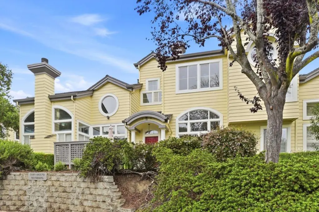 34 Erin Lane, Half Moon Bay, CA — listing photo 1