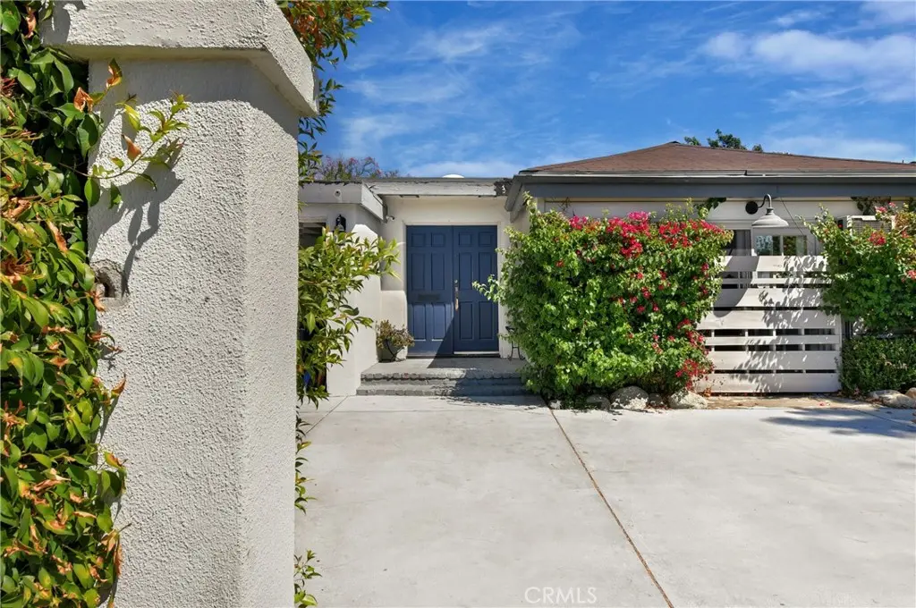 5546 Strohm, North Hollywood, CA — listing photo 1