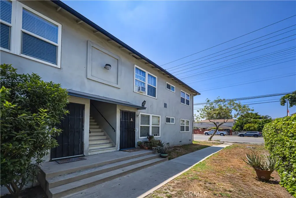12237 Vanowen Street E, North Hollywood, CA — listing photo 1