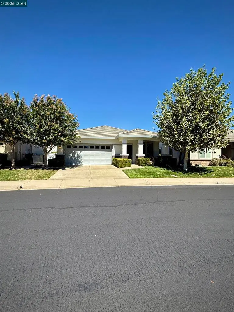 Single Family Residence for sale at 1010 Centennial Dr, Brentwood, CA featuring 2 beds and 2 baths