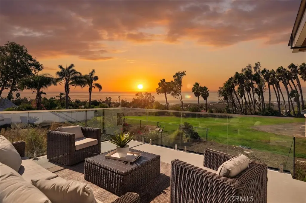 Single Family Residence for sale at 187 Avenida La Cuesta, San Clemente, CA featuring 6 beds and 7 baths