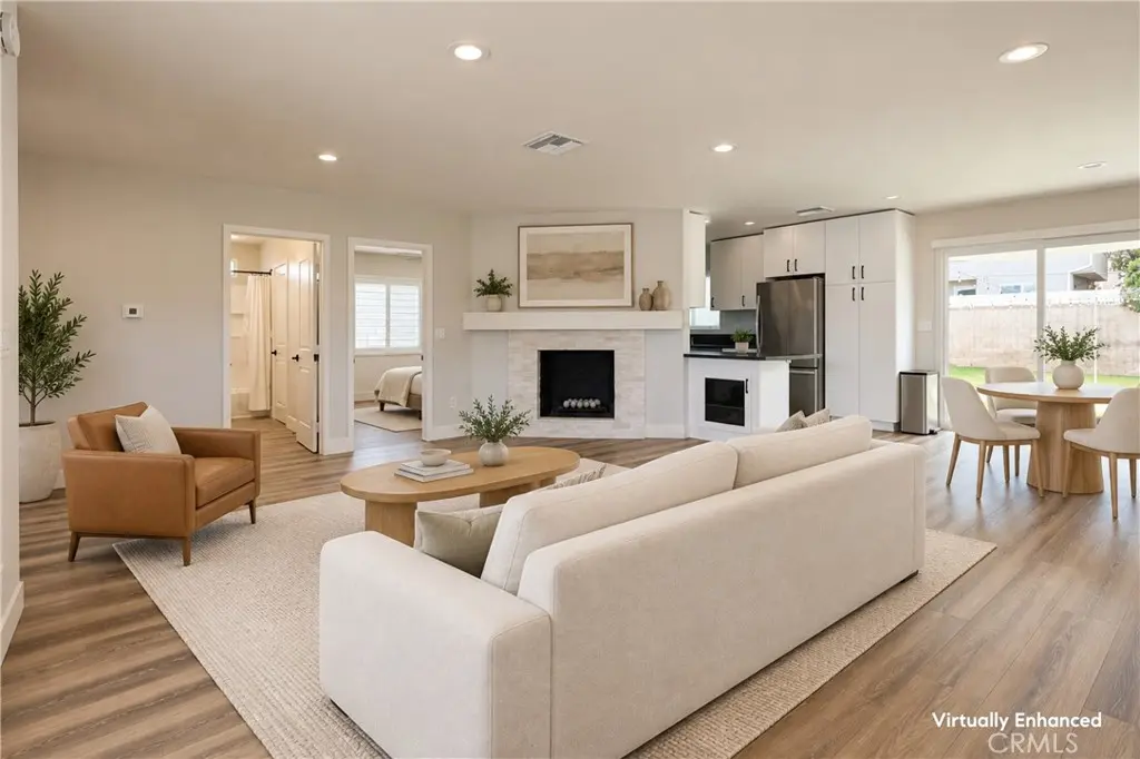 Single Family Residence for sale at 315 University Drive, Costa Mesa, CA featuring 2 beds and 2 baths