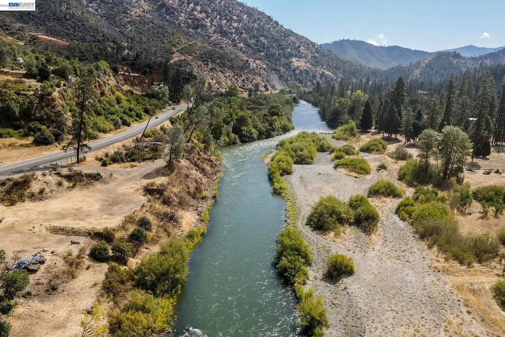 303 Bear Springs Rd., Junction City, CA — listing photo 1
