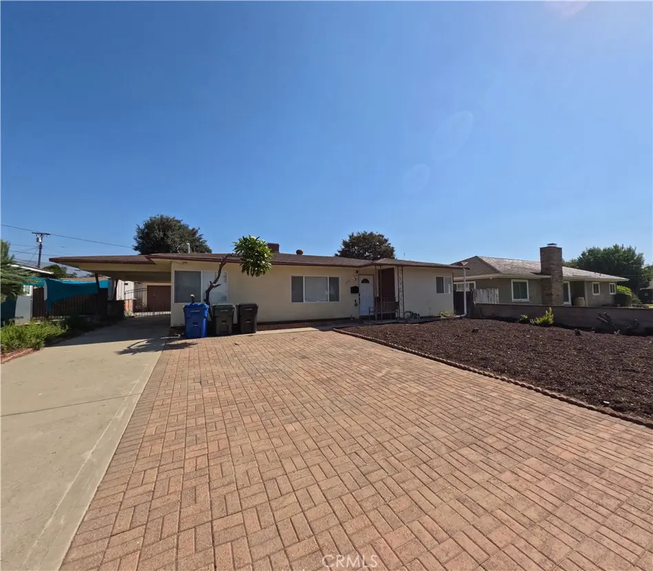 255 W La Verne, Pomona, CA — listing photo 1