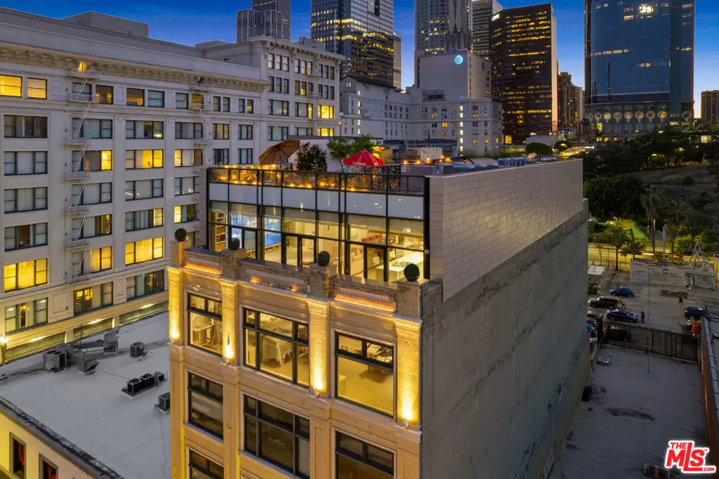353 S Broadway Penthouse, Los Angeles, CA — listing photo 1