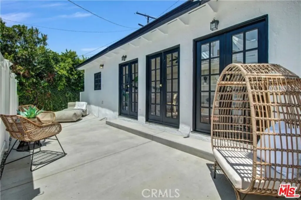 Residential Lease for rent at 4038 1/2 Denny Avenue, Los Angeles, CA and 1 bath