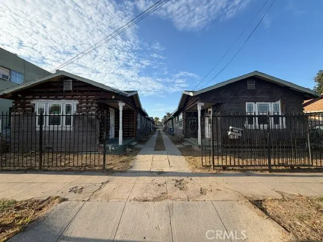 Apartment for sale at 1094 W 39th, Los Angeles, CA