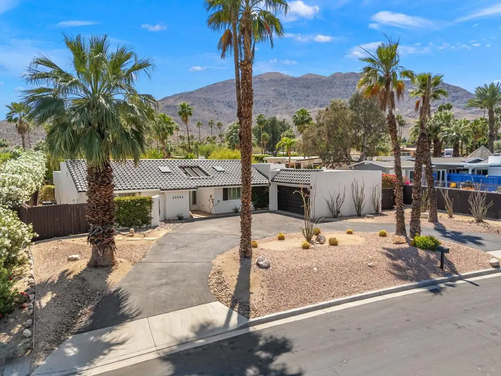 Single Family Residence for sale at 42694 E Veldt Street, Rancho Mirage, CA featuring 4 beds and 3 baths