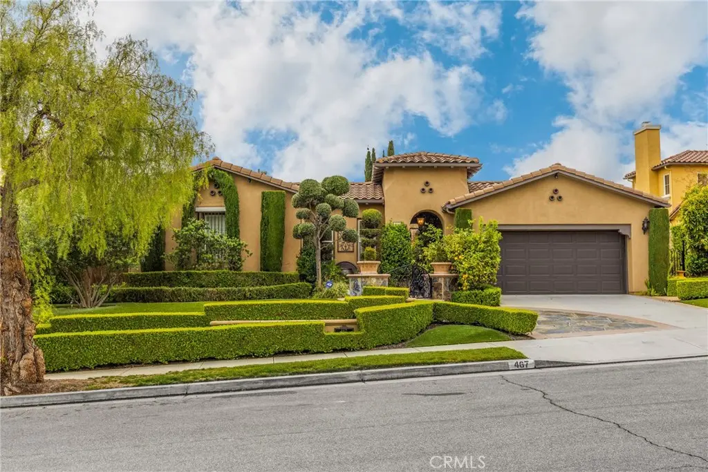 Single Family Residence for rent at 467 Tangerine, Brea, CA featuring 4 beds and 3 baths