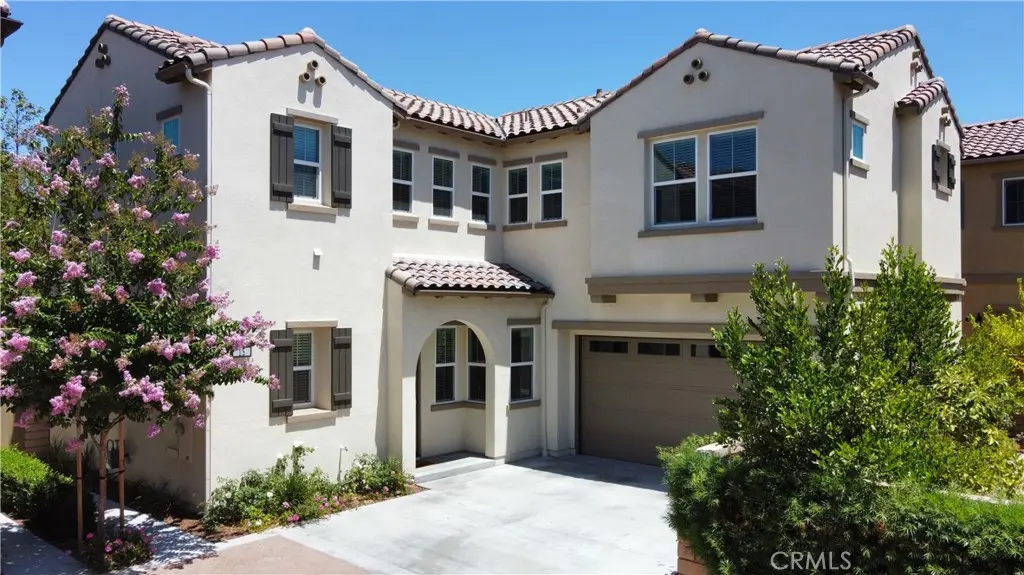 15 Umbria, Lake Forest, CA — listing photo 1