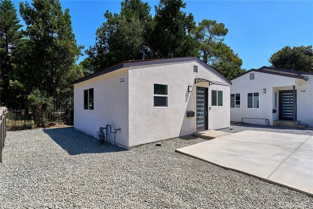 710 N El Molino, Pasadena, CA — listing photo 1