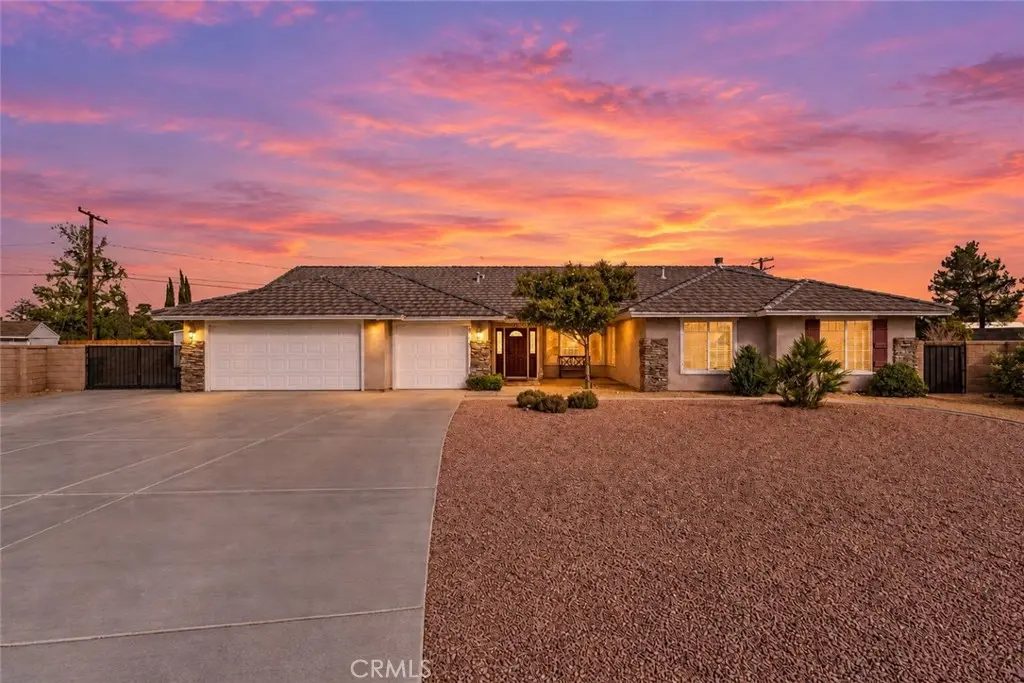 20463 Majestic Drive, Apple Valley, CA — listing photo 1