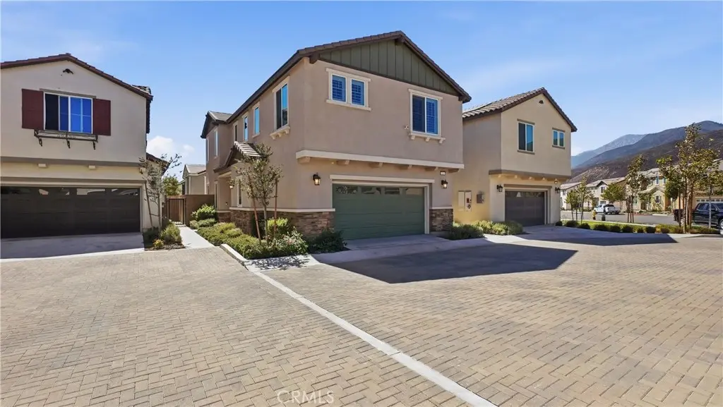 16281 Castello Lane 2, Fontana, CA — listing photo 1