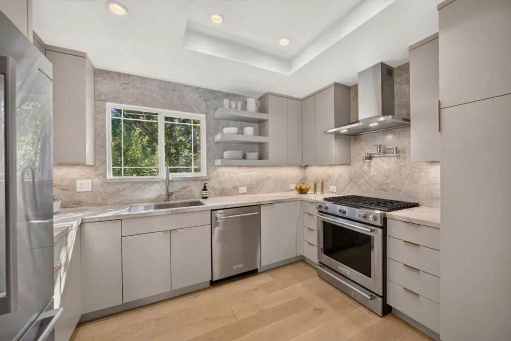 Condominium for sale at 175 Villa Avenue, Los Gatos, CA featuring 2 beds and 2 baths