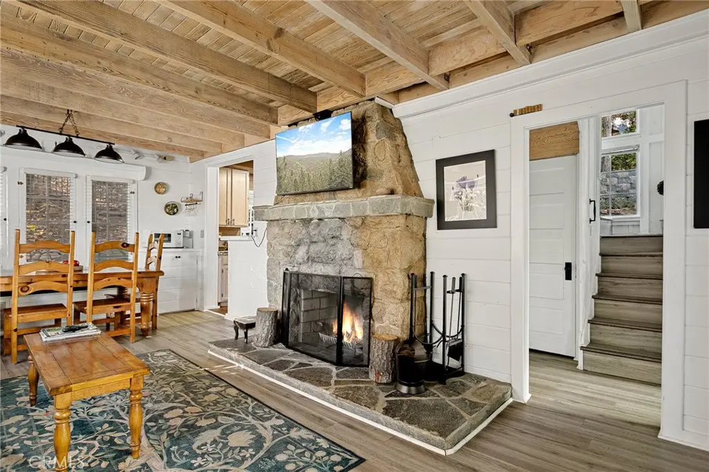 265 Flower, Lake Arrowhead, CA — listing photo 1