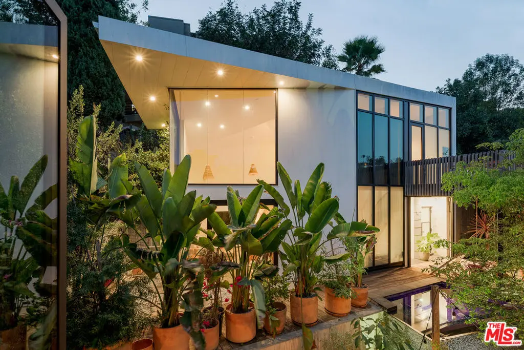 1851 Lobdell Place, Los Angeles, CA — listing photo 1